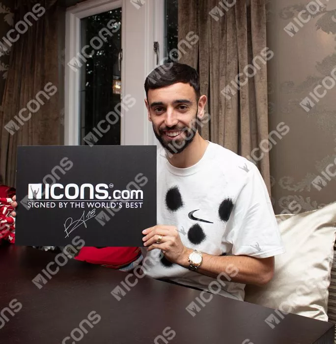 Icons Bruno Fernandes Front Signed Manchester United 2020-21 Home Shirt In Hero Frame: Option 1
