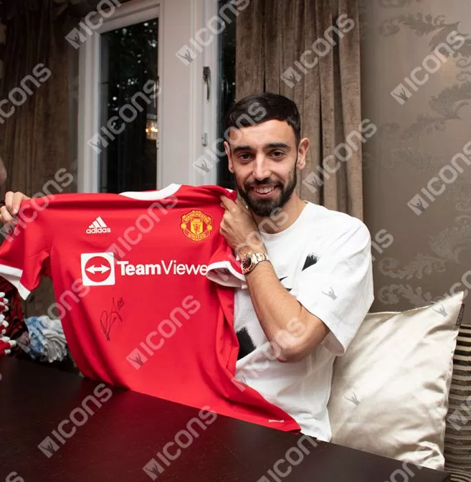 Icons Bruno Fernandes Front Signed Manchester United 2021-22 Home Shirt In Classic Frame