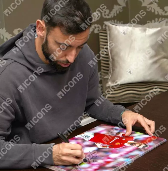 Icons Bruno Fernandes Signed Manchester United Photo