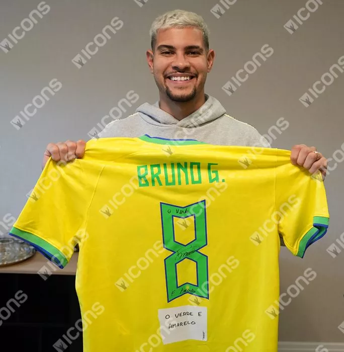 Icons Bruno Guimarães Back Signed Brazil 2022 Home Shirt - O Verde E Amanelo Inscription In Hero Frame: Option 1