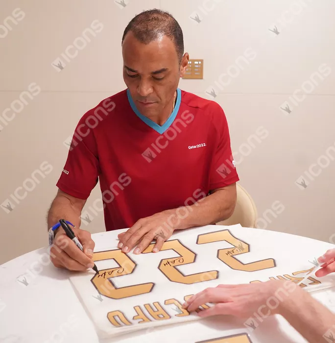 Icons Cafu Back Official AC Milan Signed And Framed 1995-96 Home Shirt With Fan Style Number