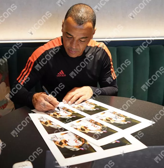 Icons Cafu Official UEFA Champions League Signed 3D Mini Replica Trophy On Stand: 2007 Winner