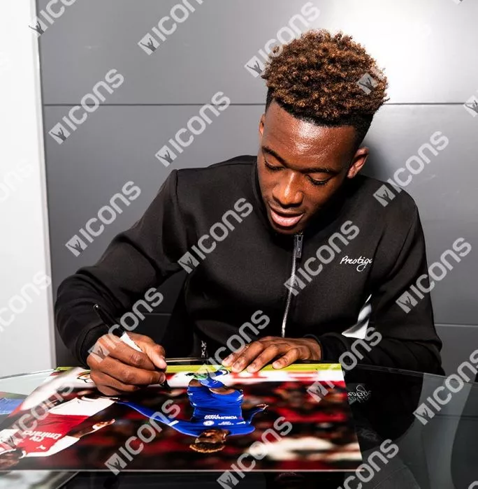 Icons Callum Hudson-Odoi Signed Chelsea Photo: FA Youth Cup Winner