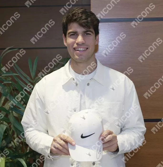 Icons Carlos Alcaraz Signed Nike Dri-FIT Club Structured Swoosh Cap