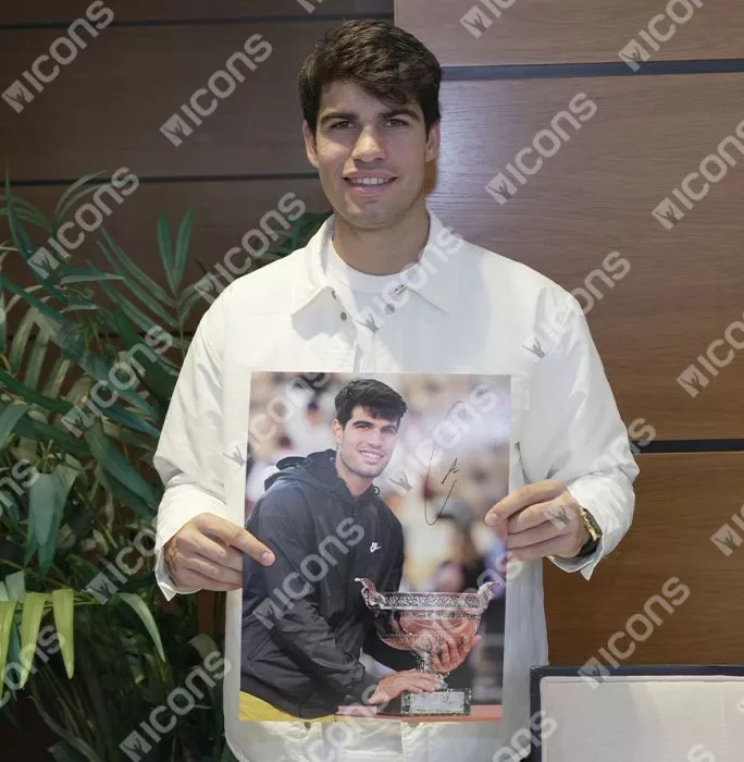 Icons Carlos Alcaraz Signed Photo In Black Wooden Frame: French Open 2024 Trophy
