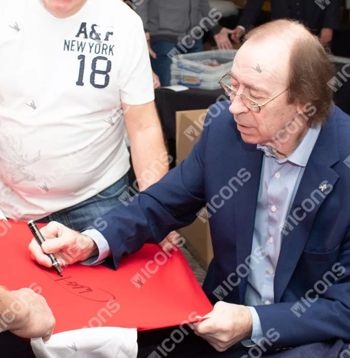 Icons Charlie George Front Signed Arsenal 1970-71 Home Shirt In Hero Frame: Option 1