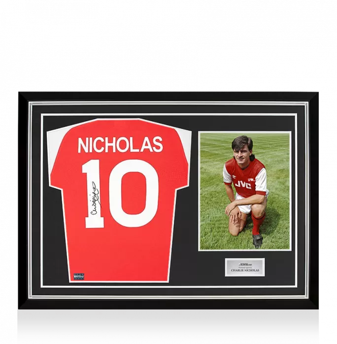 icons Charlie Nicholas Back Signed Arsenal Home Shirt In Hero Frame: Option 1