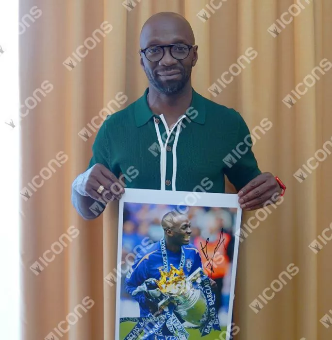Icons Claude Makelele Signed Chelsea FC Photo In Black Wooden Frame: 2005-06 Premier League Winner
