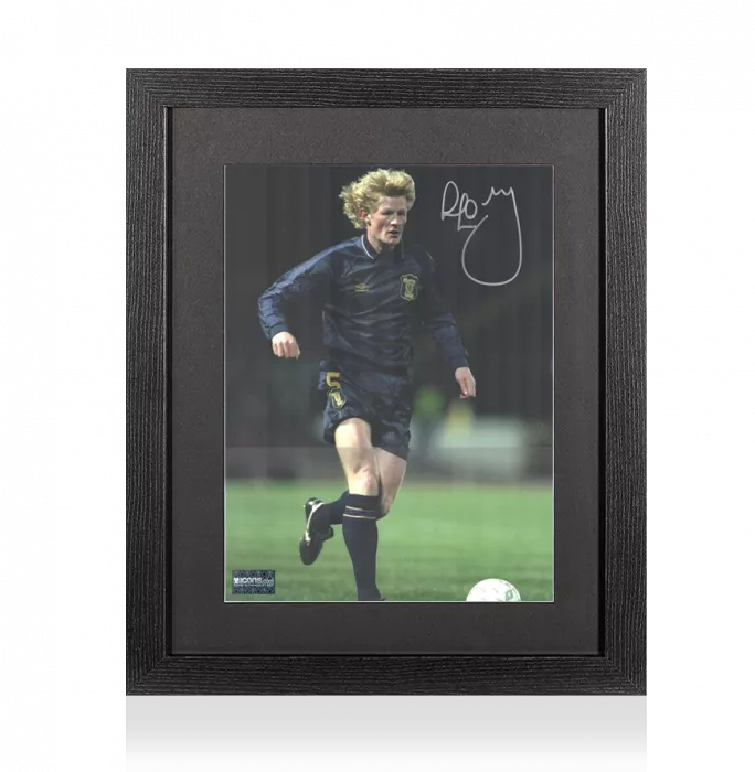 Icons Colin Hendry Signed Scotland Photo In Black Wooden Frame