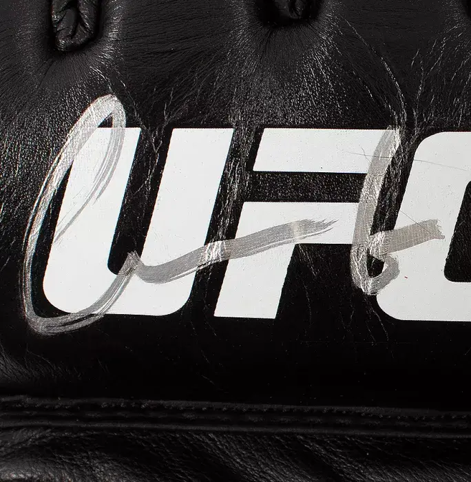 Icons Conor McGregor Signed Black Official UFC Fight Glove