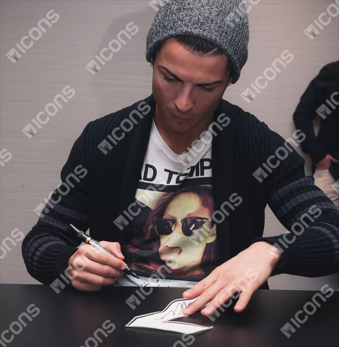 Icons Cristiano Ronaldo Back Signed Manchester United Home Shirt With Fan Style Number