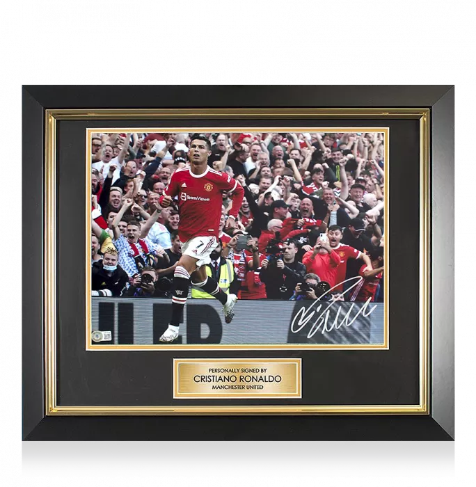 icons Cristiano Ronaldo Signed and Framed Manchester United Photo: Fans' Favourite