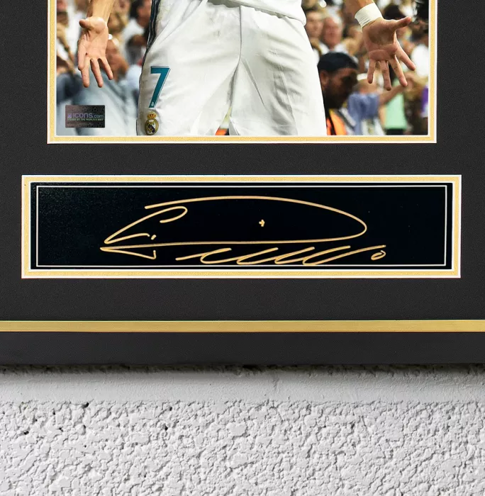 Icons Cristiano Ronaldo Signed Plaque And Photo Frame: Real Madrid CF Legend