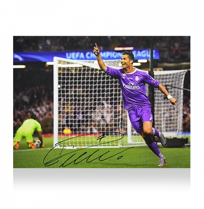 icons Cristiano Ronaldo Signed Real Madrid Photo: 2017 UEFA Champions League Final Goal