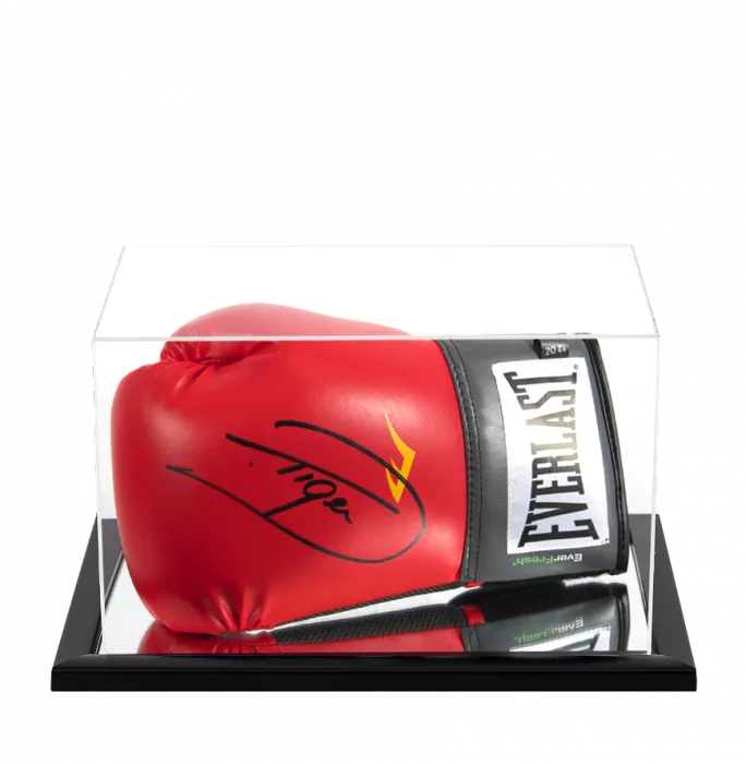 icons Dariusz Michalczewski Signed Red Everlast Boxing Glove In Acrylic Case: "Tiger" Signature Edition