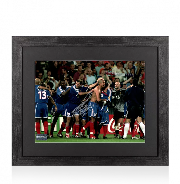 icons David Trezeguet Signed France Photo In Black Wooden Frame: UEFA EURO 2000 Winner