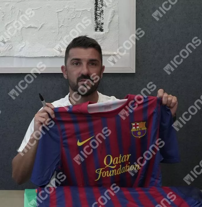 Icons David Villa Official FC Barcelona Front Signed And Framed 2011-12 Home Shirt