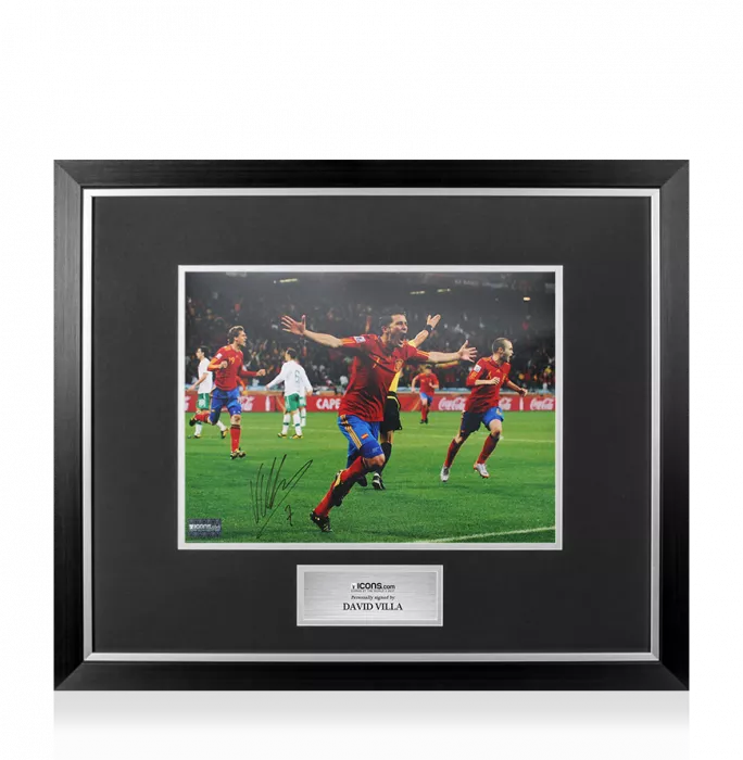Icons David Villa Signed Spain Photo In Premium Photo Frame: FIFA World Cup Goal