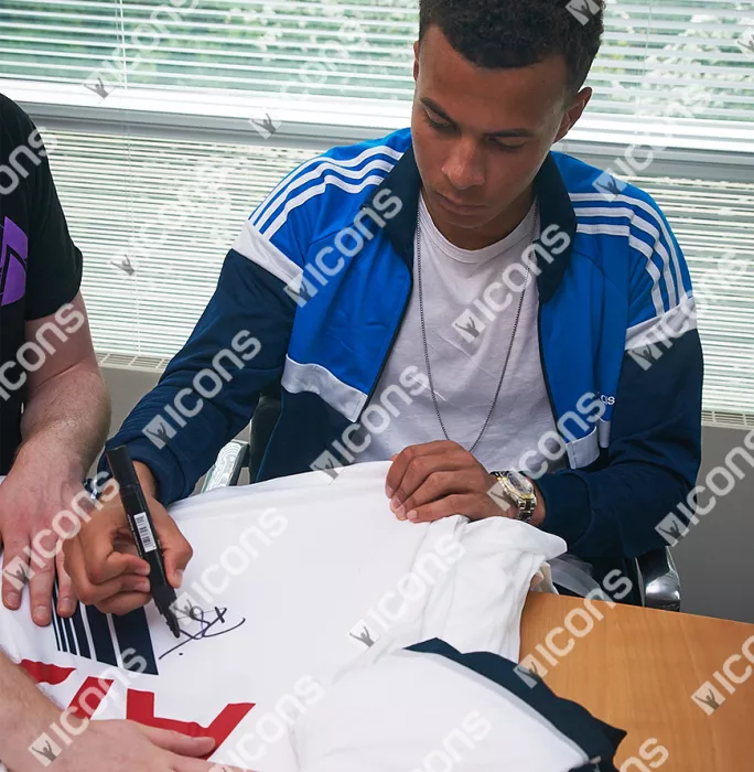 Icons Dele Alli Front Signed Tottenham Hotspur 2015-16 Home Shirt In Classic Frame