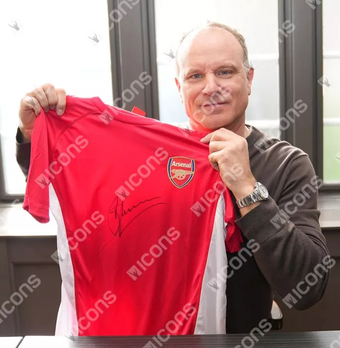 Icons Dennis Bergkamp Front Signed Arsenal T-Shirt In Hero Frame: Option 1