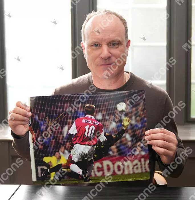 Icons Dennis Bergkamp Signed Arsenal Photo In Black Wooden Frame: Goal Vs Leicester City