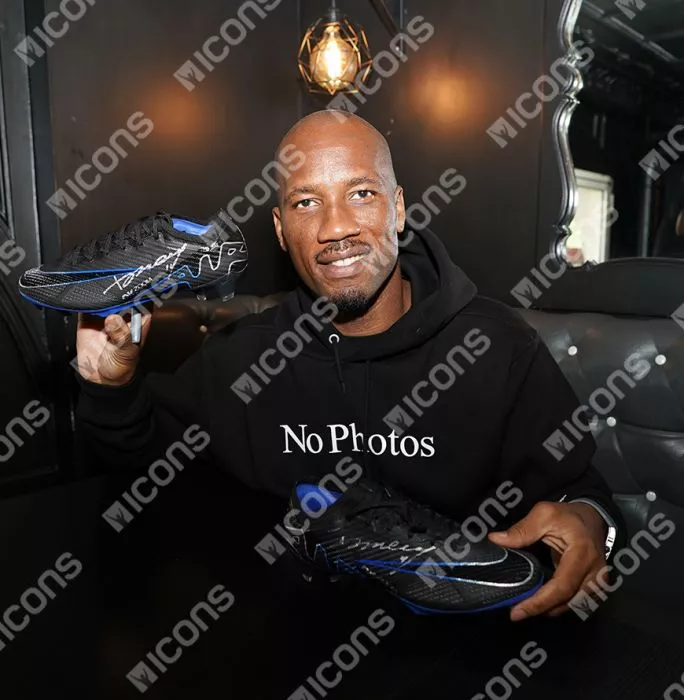 Icons Didier Drogba Official UEFA Champions League Signed Nike Vapor Elite Boot In Photo Acrylic Case: Option 1