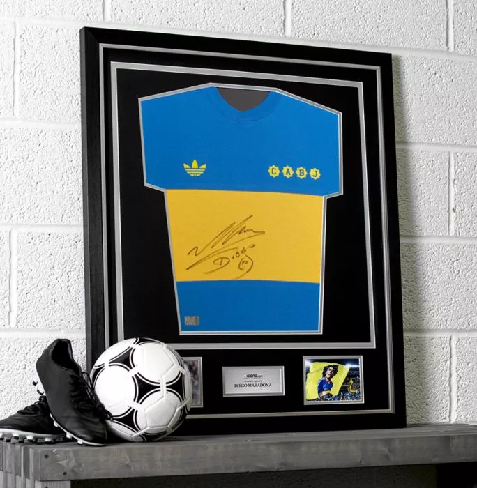 Icons Diego Maradona Front Signed Boca Juniors 1981-82 Home Shirt In Classic Frame
