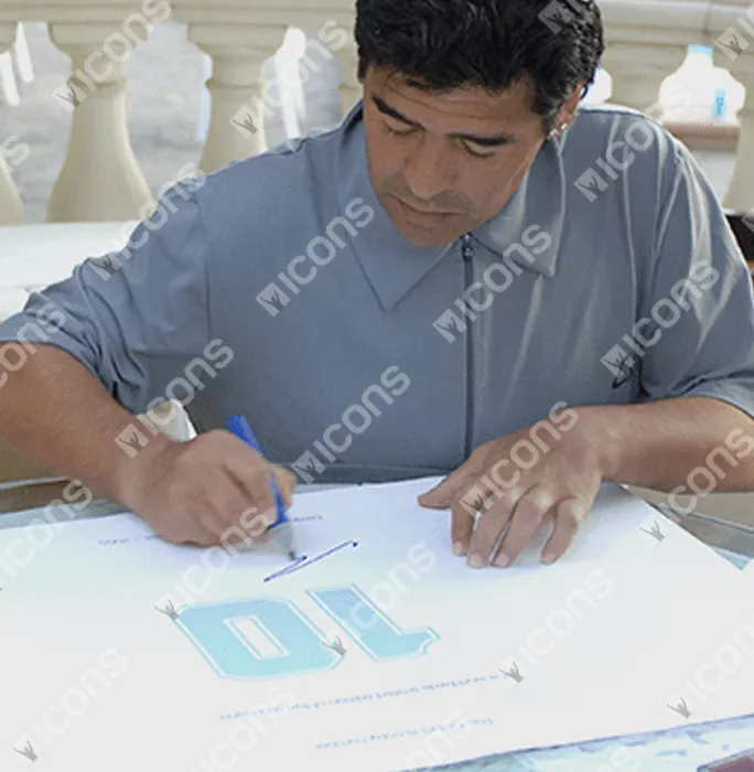 Icons Diego Maradona Signed Limited Edition Opus Book