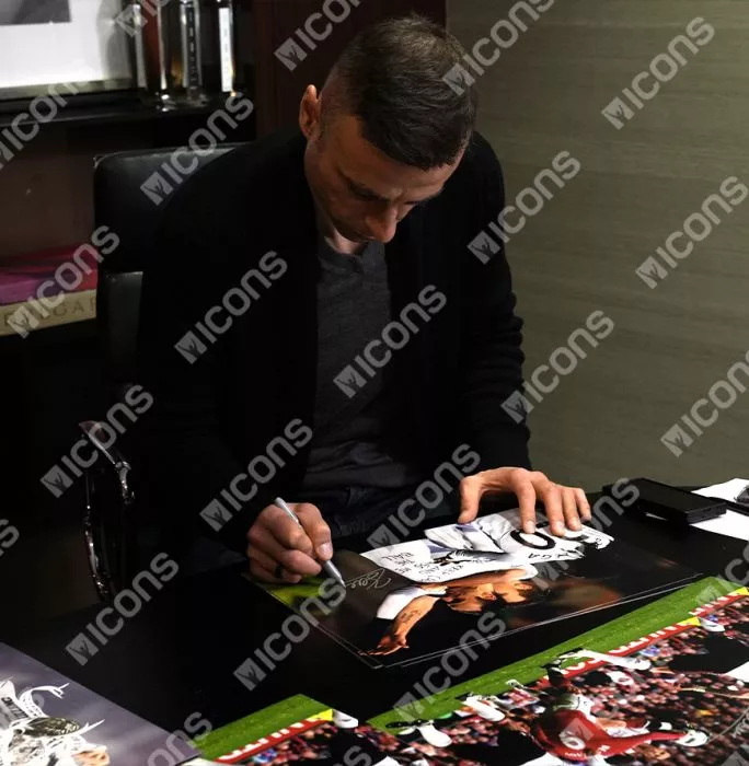 Icons Dimitar Berbatov Signed Fulham Photo In Black Wooden Frame: Keep Calm