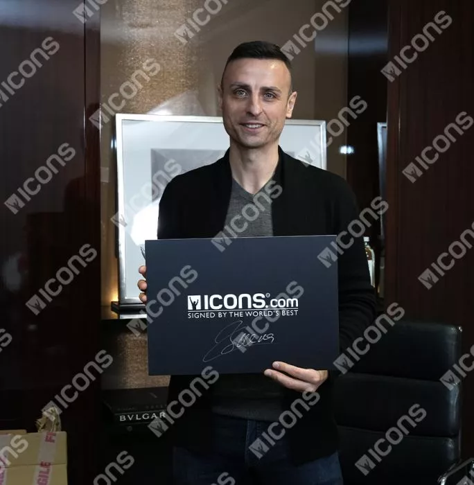 Icons Dimitar Berbatov Signed Manchester United Photo In Premium Photo Frame: Overhead Kick V Liverpool - Signed In Black
