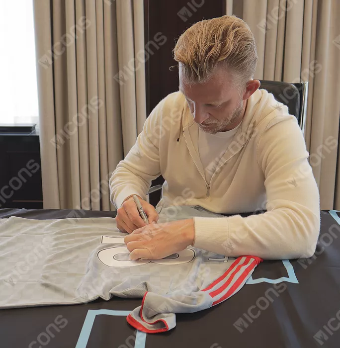 Icons Dirk Kuyt Back Signed Liverpool FC 2008-10 Away Shirt In Classic Frame