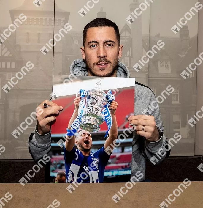 Icons Eden Hazard Signed And Framed Chelsea Photo: 2018 FA Cup Winner