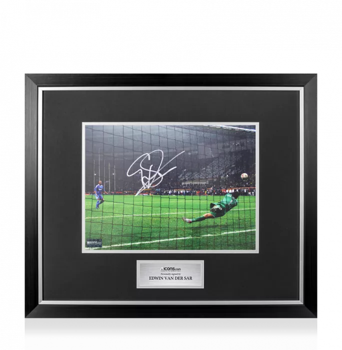 Icons Edwin Van Der Sar Signed Manchester United Photo: UCL Final Save In Premium Photo Frame