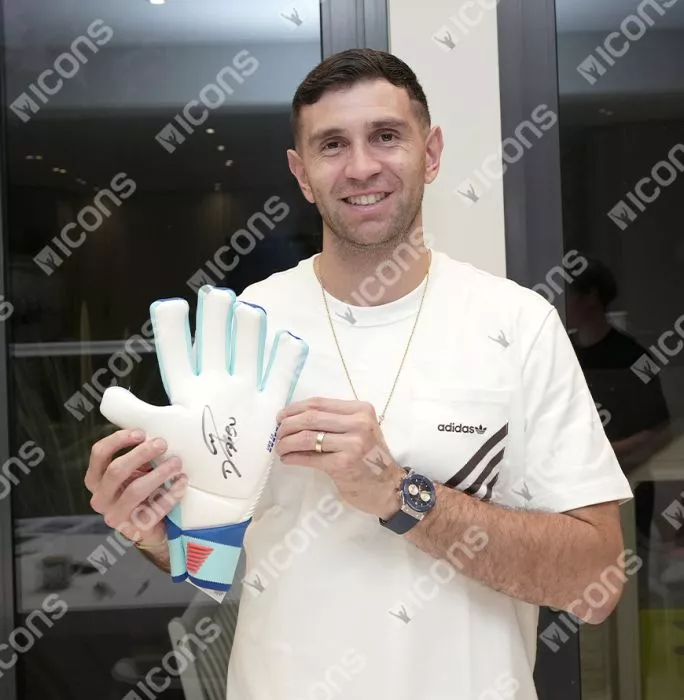 Icons Emiliano Martinez Signed Adidas Predator Pro Fingersave Goalkeeper Glove