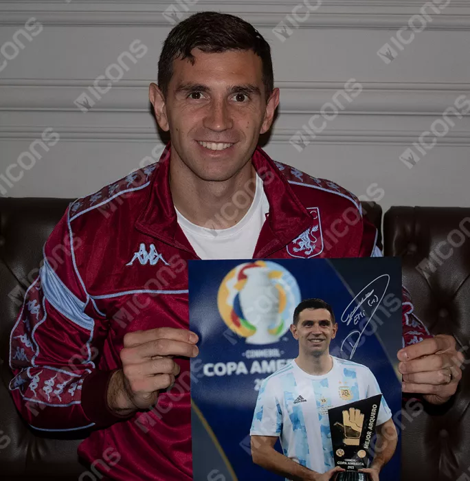 Icons Emiliano Martinez Signed Argentina Photo: 2021 Copa America Best Goalkeeper