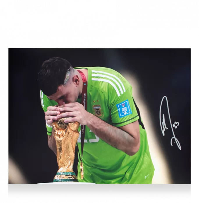 icons Emiliano Martinez Signed Argentina Photo: 2022 FIFA World Cup Winner