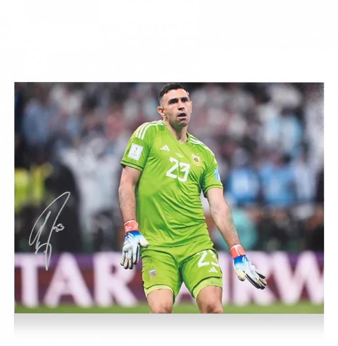 icons Emiliano Martinez Signed Argentina Photo: 2022 FIFA World Cup Final