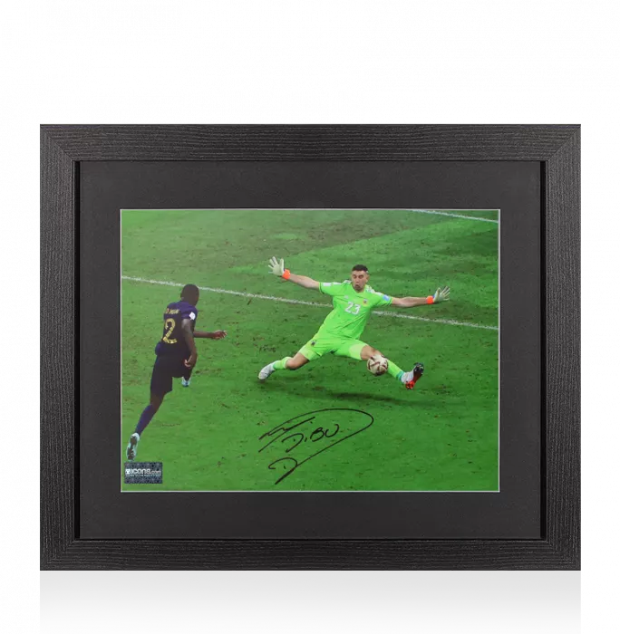 icons Emiliano Martinez Signed Argentina Photo In Black Wooden Frame: Iconic 2022 FIFA World Cup Final Save