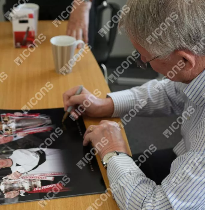 Icons Eric Cantona Dual Signed Photo 1996 Double Season With Sir Alex Ferguson In Premium Photo Frame