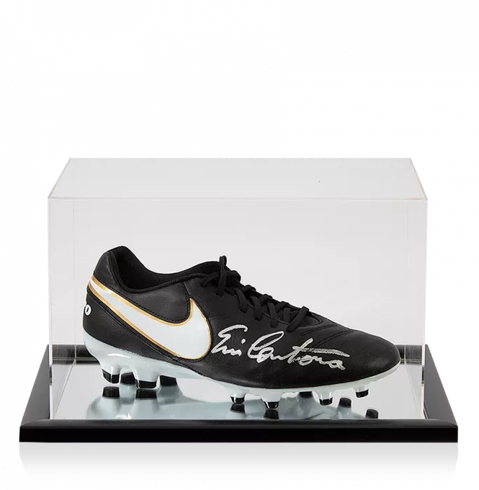 icons Eric Cantona Signed Black Nike Tiempo Boot In Acrylic Case