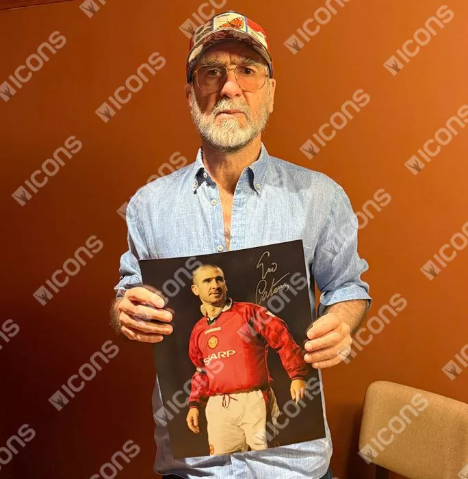 Icons Eric Cantona Signed Manchester United Photo In Premium Photo Frame: The King