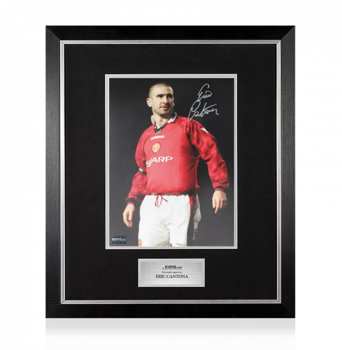icons Eric Cantona Signed Manchester United Photo In Premium Photo Frame: The King