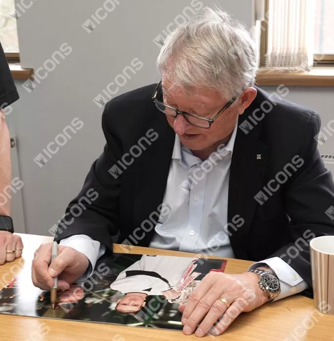 Icons Eric Cantona & Sir Alex Ferguson Signed Manchester United Photo In Premium Photo Frame: 1996 Double