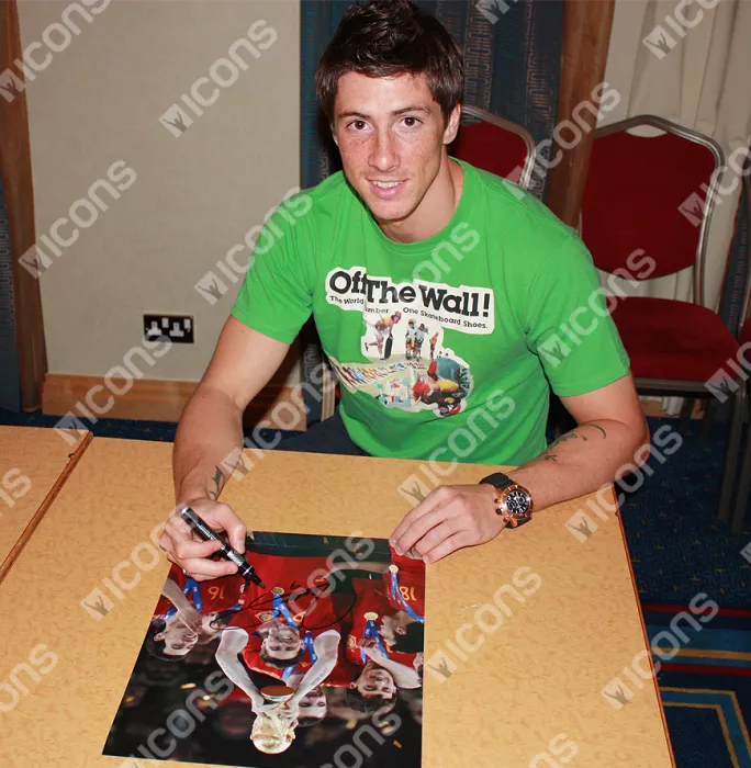 Icons Fernando Torres Signed Spain Photo: 2010 FIFA World Cup Winner
