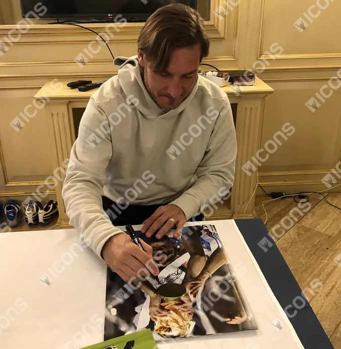 Icons Francesco Totti Signed Italy Photo In Black Wooden Frame: 2006 FIFA World Cup Winner