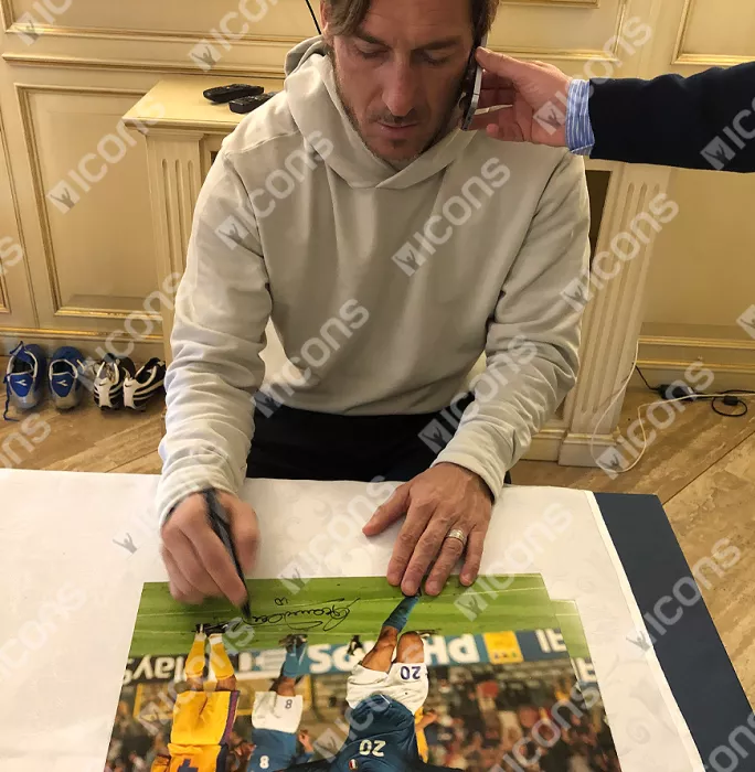Icons Francesco Totti Signed Italy Photo In Black Wooden Frame: UEFA EURO 2000 Goal Vs Romania