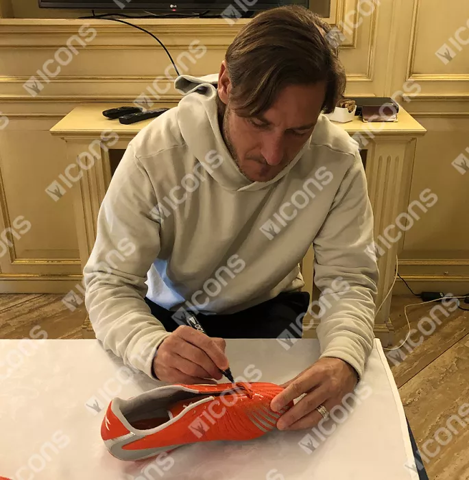 Icons Francesco Totti Signed Orange Diadora Boot In Bubble Frame: Option 1