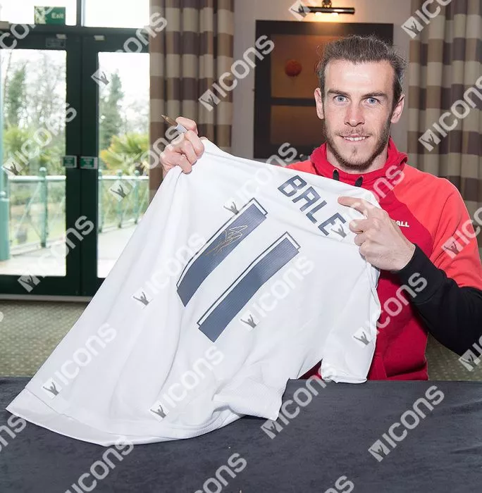 Icons Gareth Bale Back Signed Real Madrid 2015-16 Home Shirt