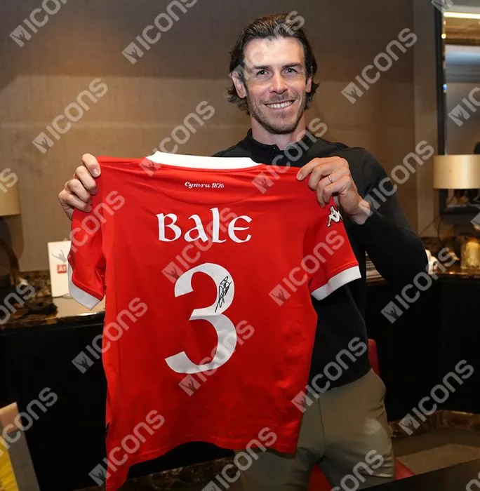 Icons Gareth Bale Official 2006 FIFA World Cup™ Back Signed And Hero Framed Wales 2006-07 Home Shirt