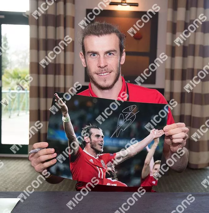 Icons Gareth Bale Signed Wales Photo In Black Wooden Frame: UEFA EURO 2016 Hero